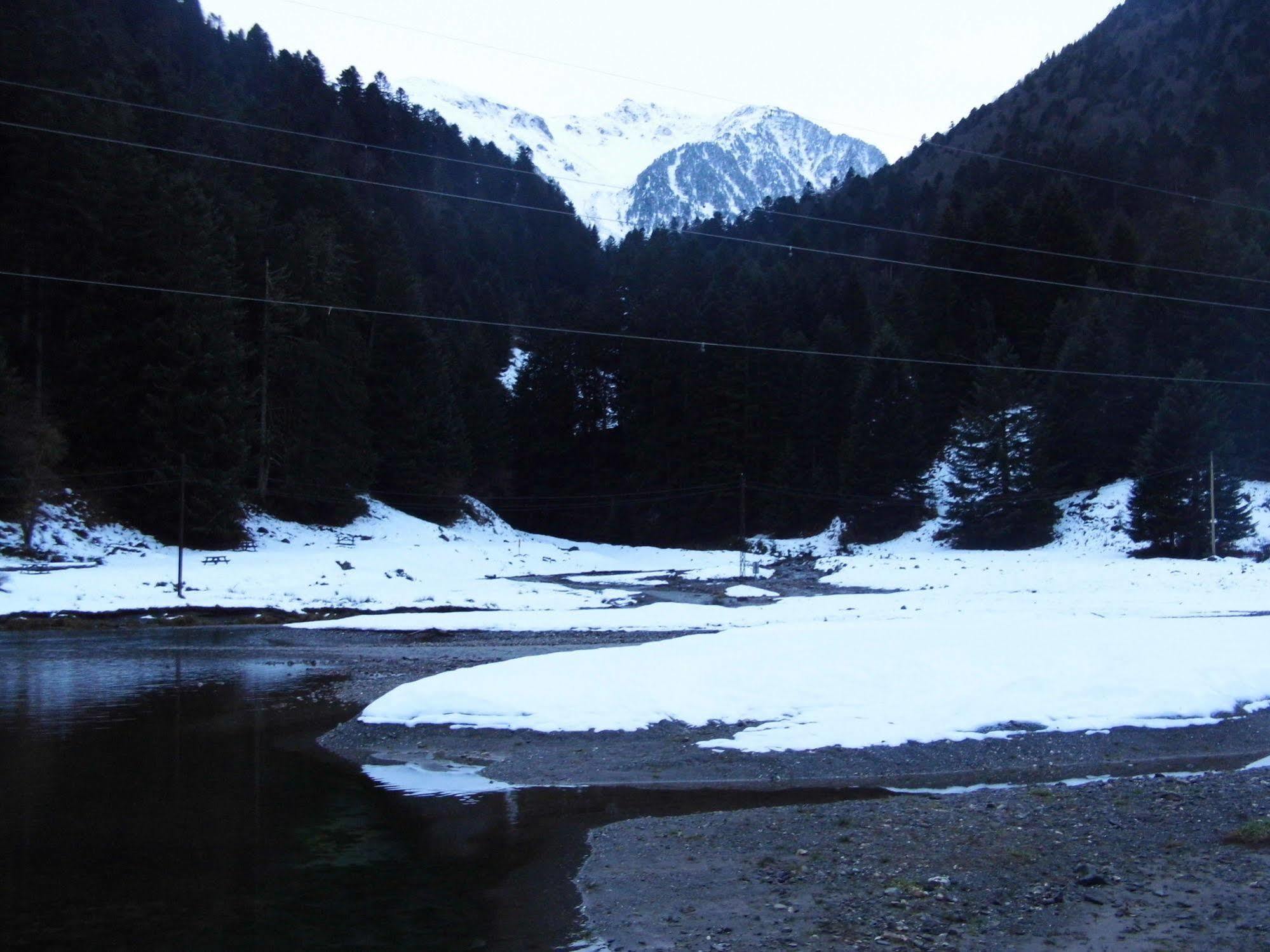 Gite Auberge Les Cascades La Mongie Luaran gambar