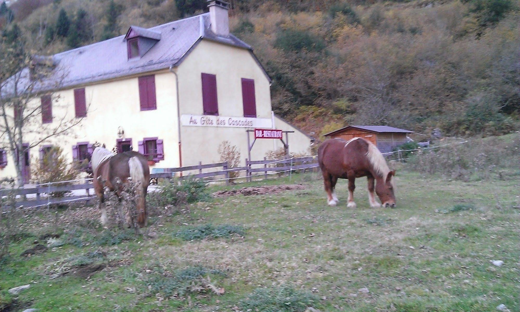 Gite Auberge Les Cascades La Mongie Luaran gambar