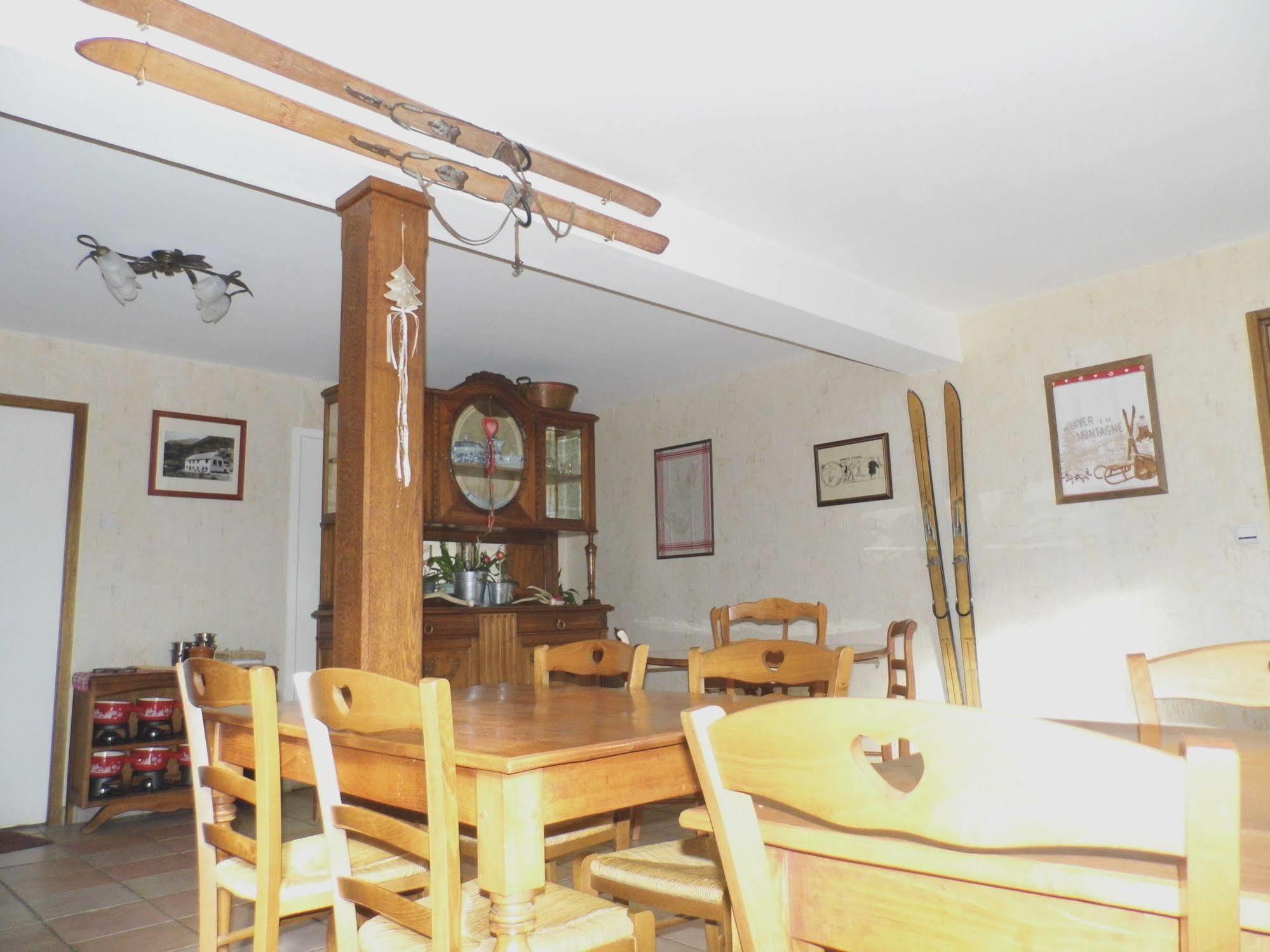 Gite Auberge Les Cascades La Mongie Luaran gambar